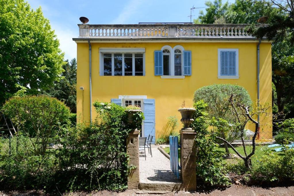 Studio Dans Tres Belle Bastide 18Eme Siecle Aix-en-Provence Exterior photo